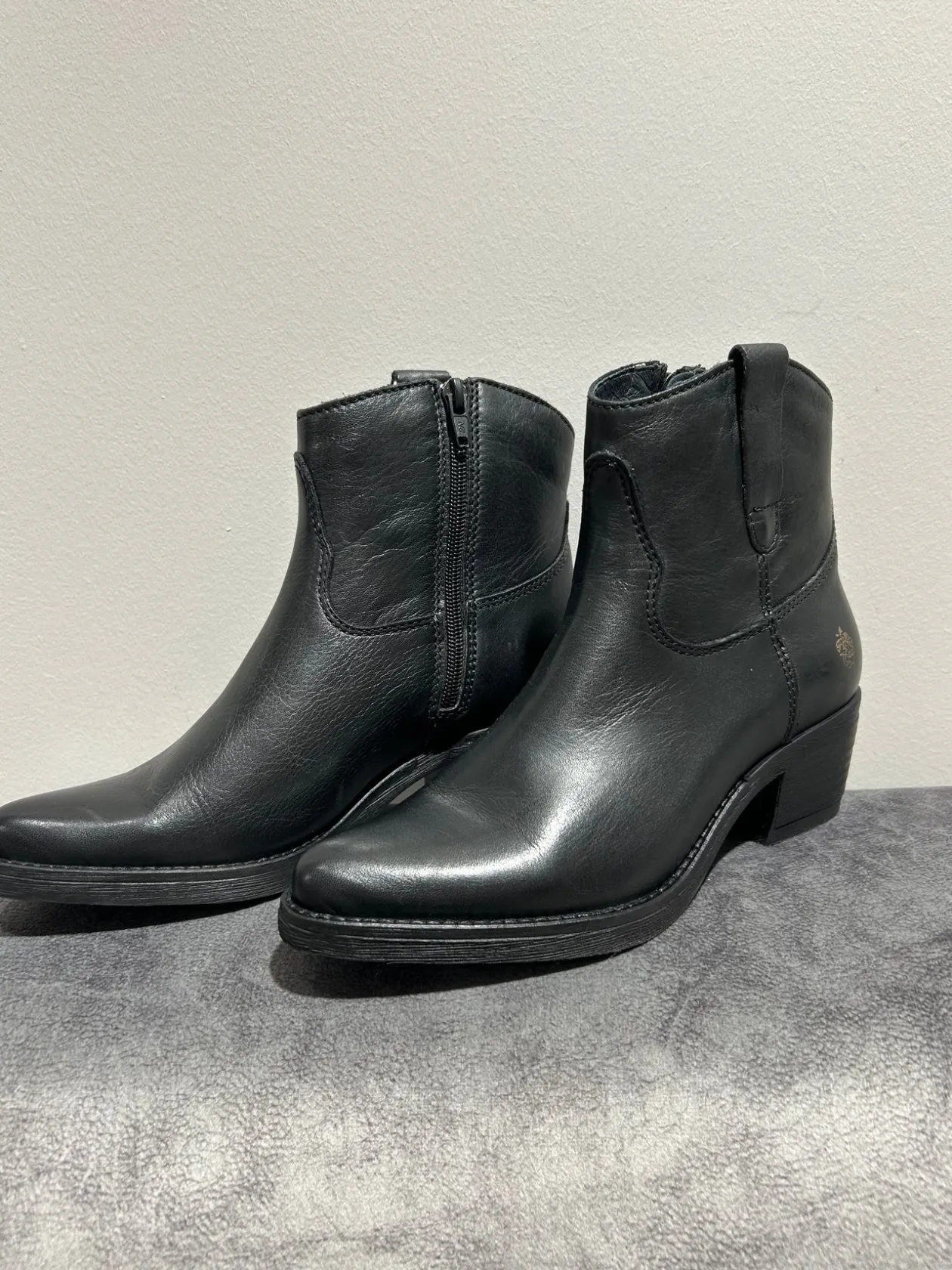 apple_of_eden_black_cowbo_1-1.webp APPLE OF EDEN Black Cowboy Boot