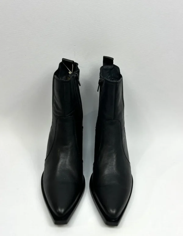 APPLE OF EDEN Classic Black Cowboy Boots