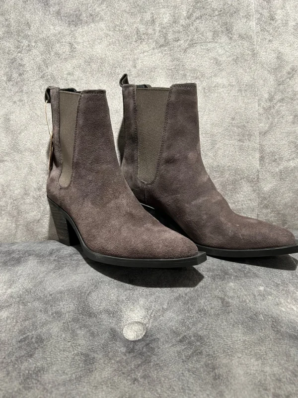 APPLE OF EDEN Grey Suede Boots