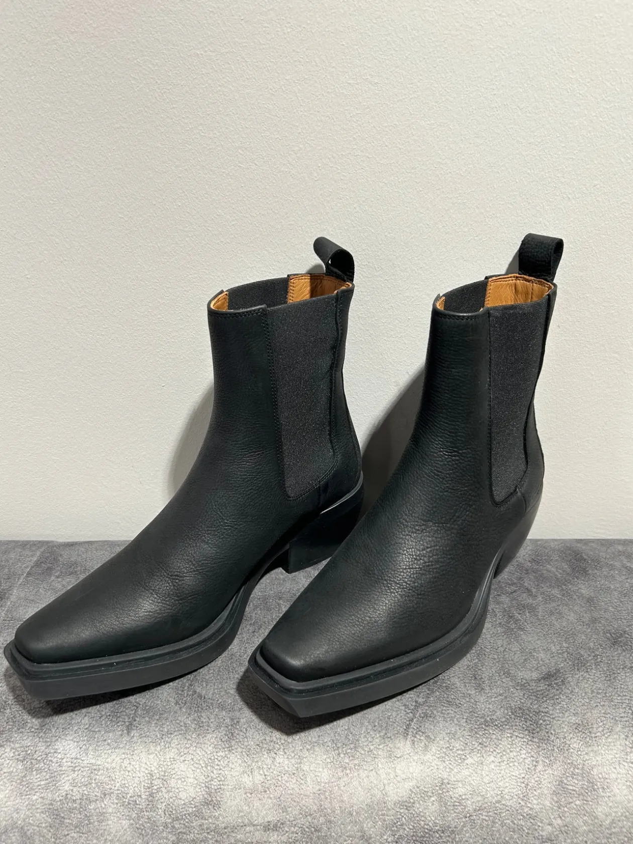 copengaen_black_boots_2.webp COPENGAEN Black Boots