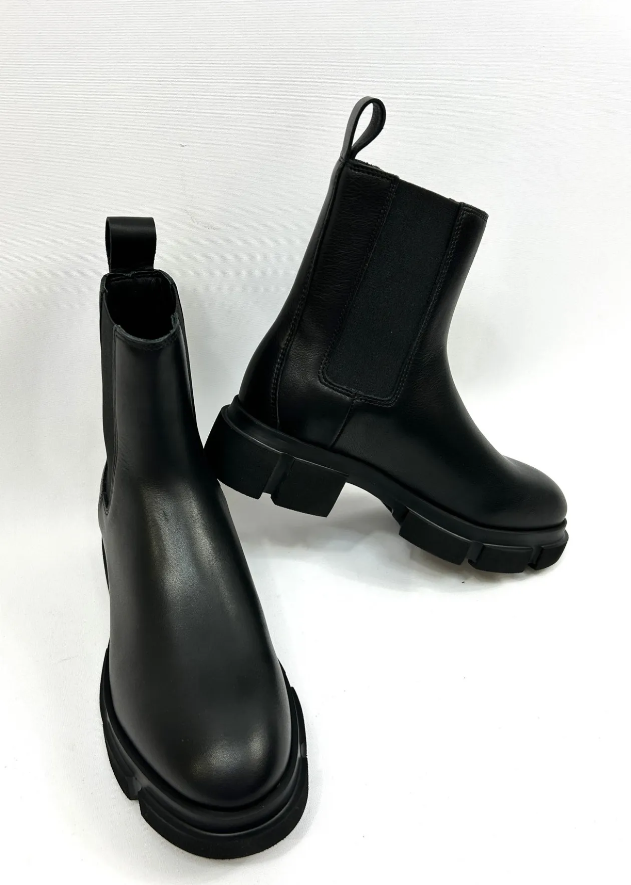 copenhagen_black_ankle_bo_3.webp COPENHAGEN Black Ankle Boots
