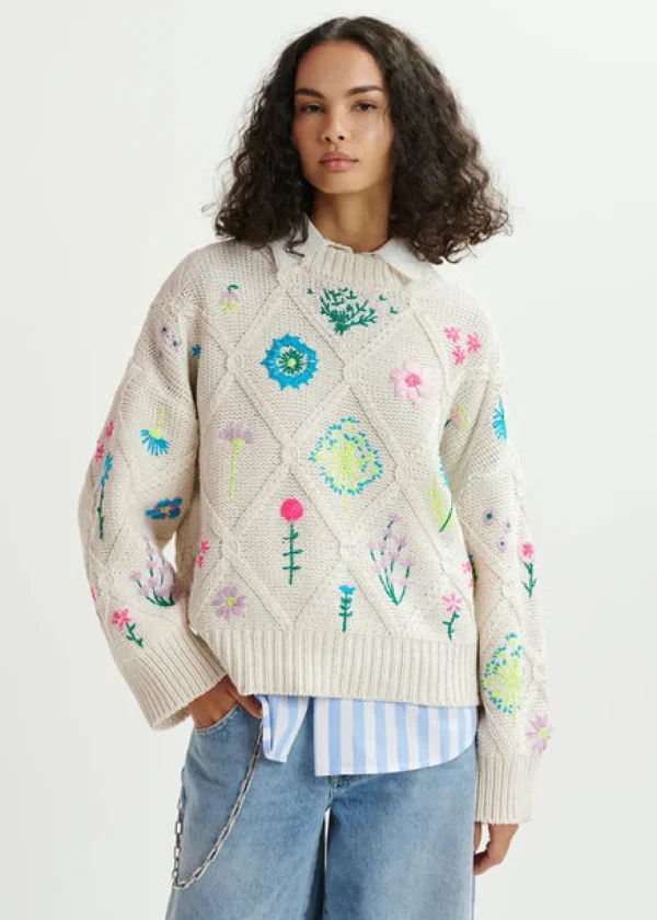 ESSENTIEL Embroidered Jumper