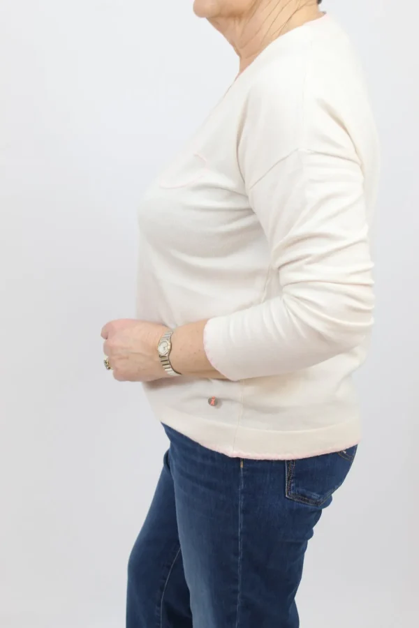 FRIEDA & FREDDIES Cream V neck Sweater