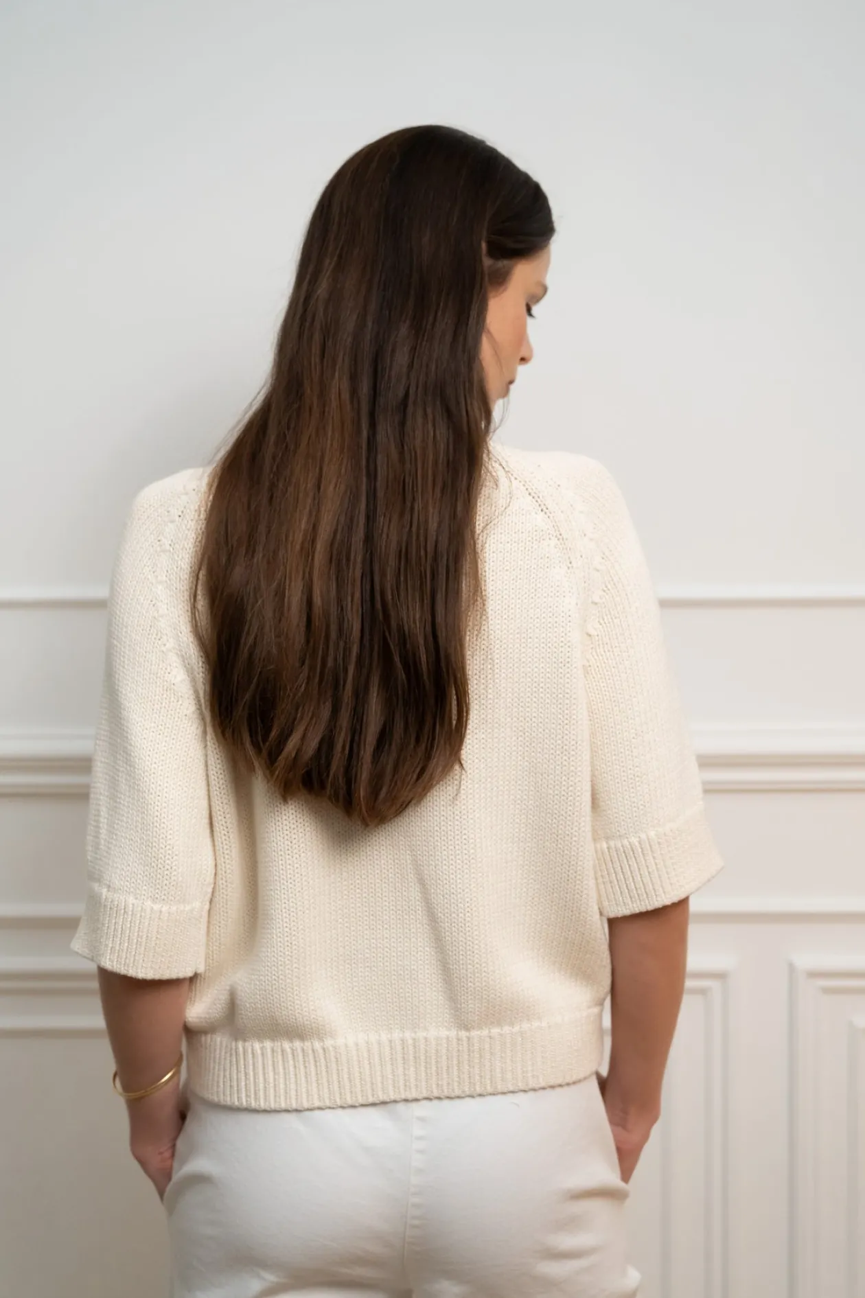 jeff_cream_shortsleeve_ca_3.webp JEFF Cream Short-Sleeve Cardigan