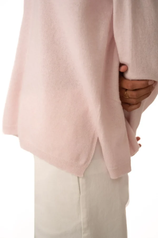 JEFF Nude V-neck Sweater