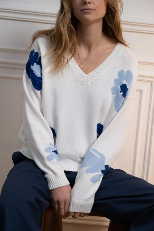 JEFF White Jumper With flowers