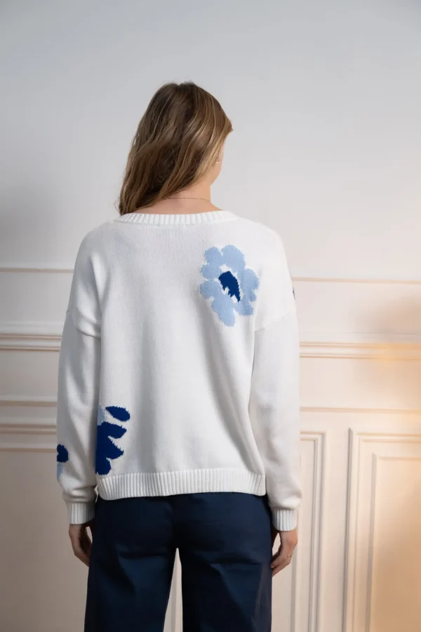 JEFF White Jumper With flowers