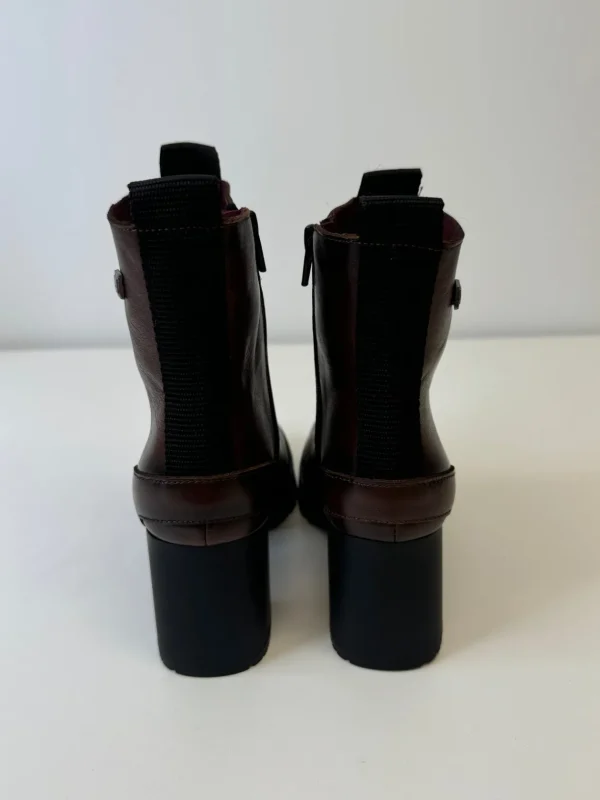 JOSE SAENZ Brown Heel Boots