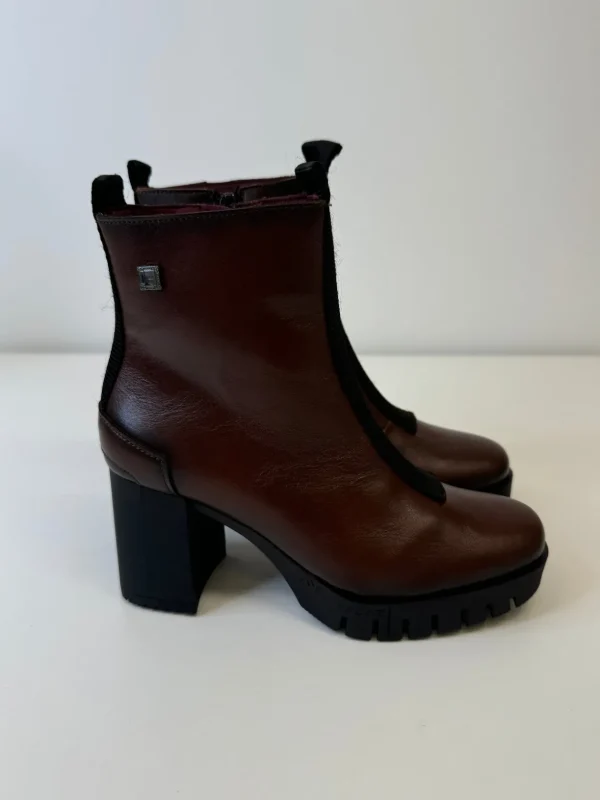 JOSE SAENZ Brown Heel Boots