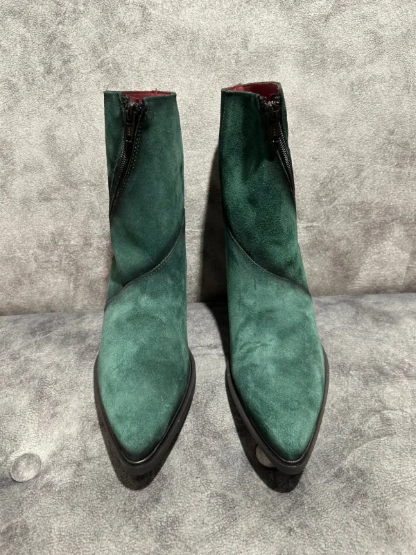 JOSE SAENZ Green Suede boots