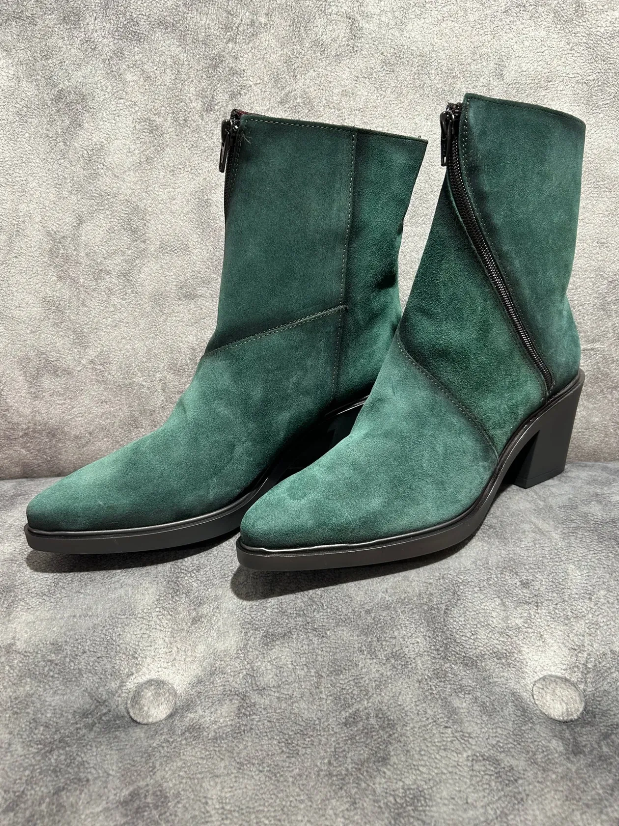 jose_saenz_green_suede_bo_2.webp JOSE SAENZ Green Suede boots