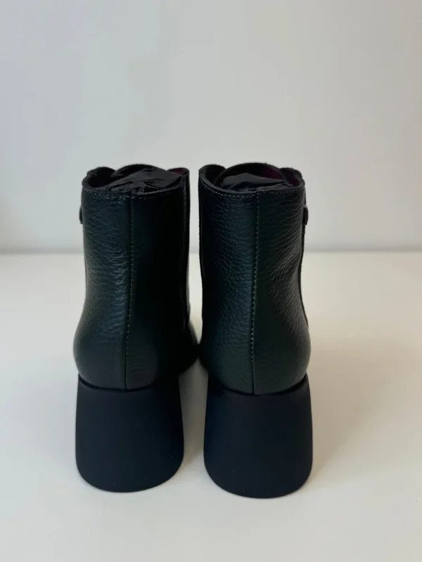 JOSE SAENZ Green Zip Up Boots