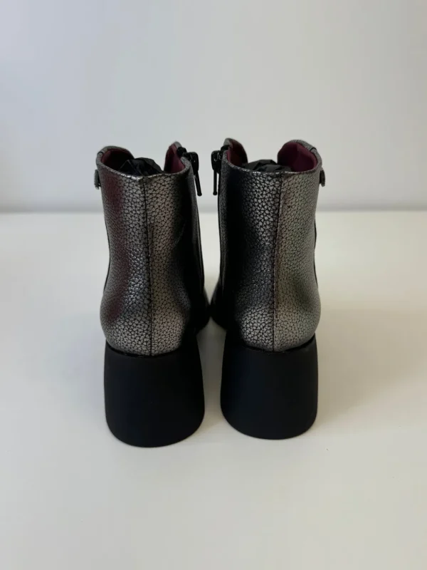 JOSE SAENZ Silver Shiny Croc Boots
