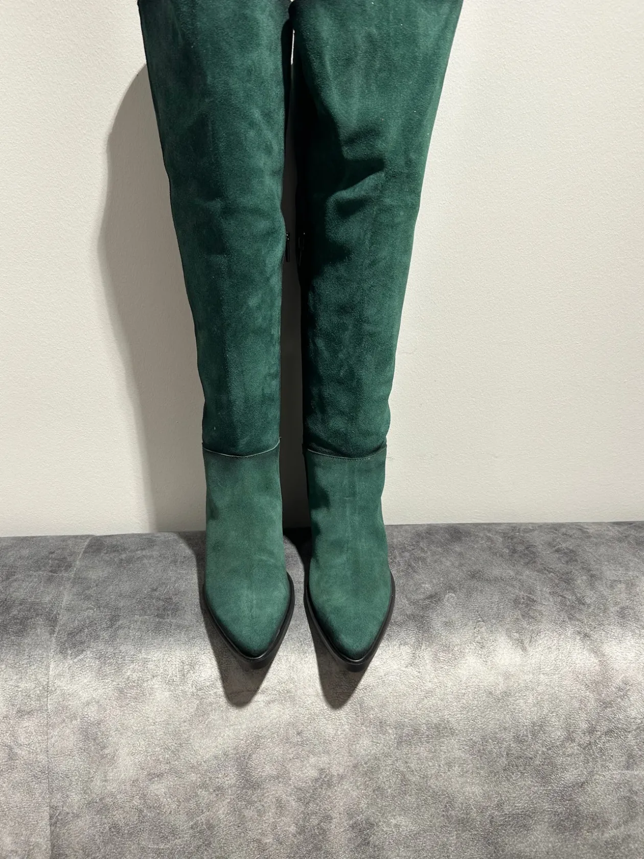 jose_saenz_tall_green_sue_2.webp JOSE SAENZ Tall Green Suede Boots