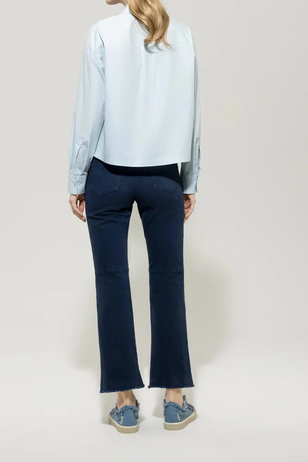 luisa_cerano_navy_baby_fl_2.webp LUISA CERANO Navy Baby Flare Jeans