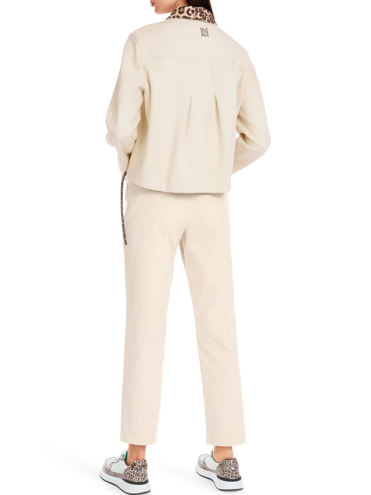 marc_cain_cream_jacket_wi_5.webp MARC CAIN Cream Jacket With Leopard Print