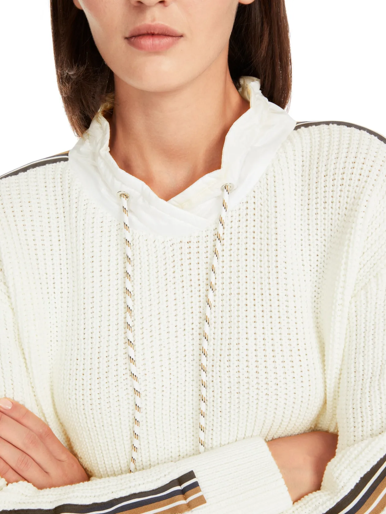 marc_cain_cream_sweater_2.webp MARC CAIN Cream Sweater