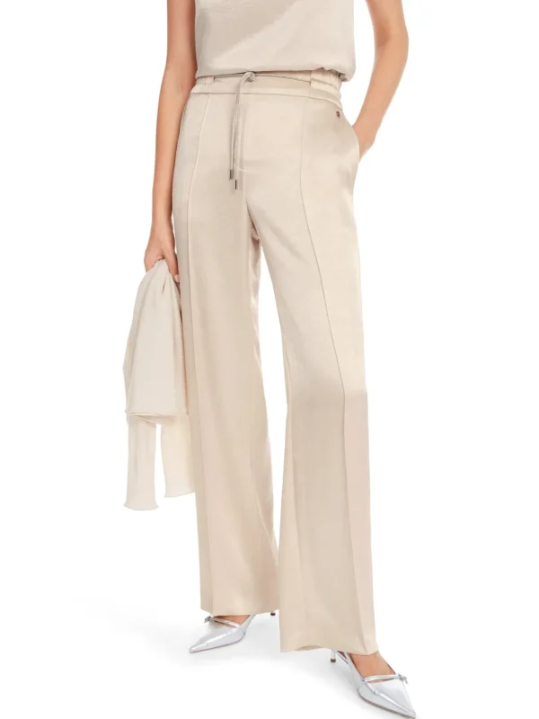 MARC CAIN Cream trousers with fine shimmer