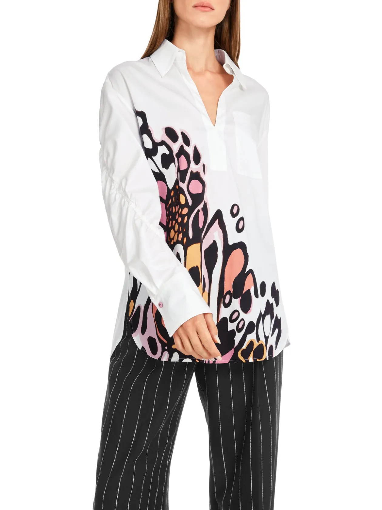 marc_cain_white_blouse_wi_2-1.webp MARC CAIN White Blouse with Butterfly pattern