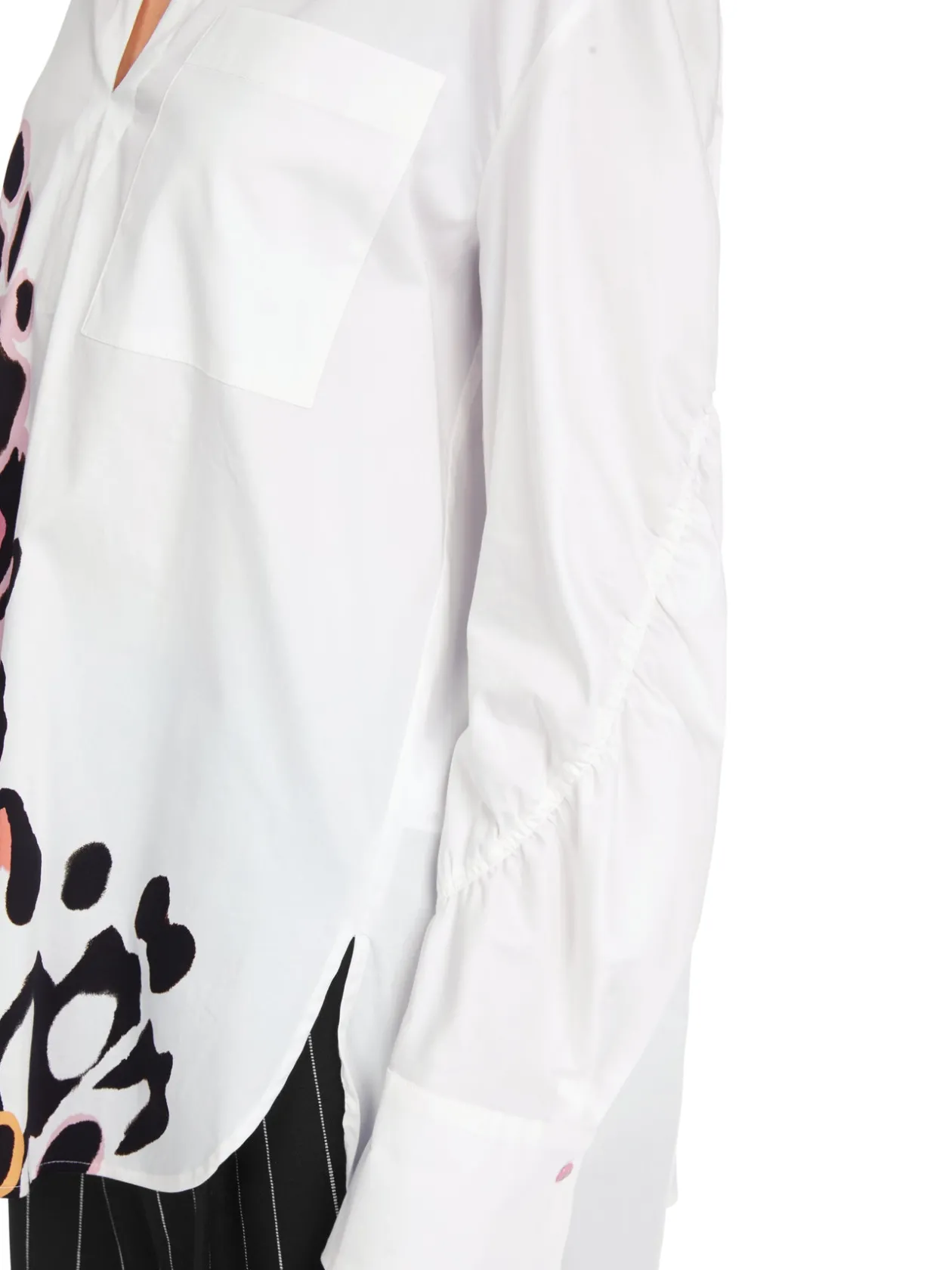 marc_cain_white_blouse_wi_3-1.webp MARC CAIN White Blouse with Butterfly pattern