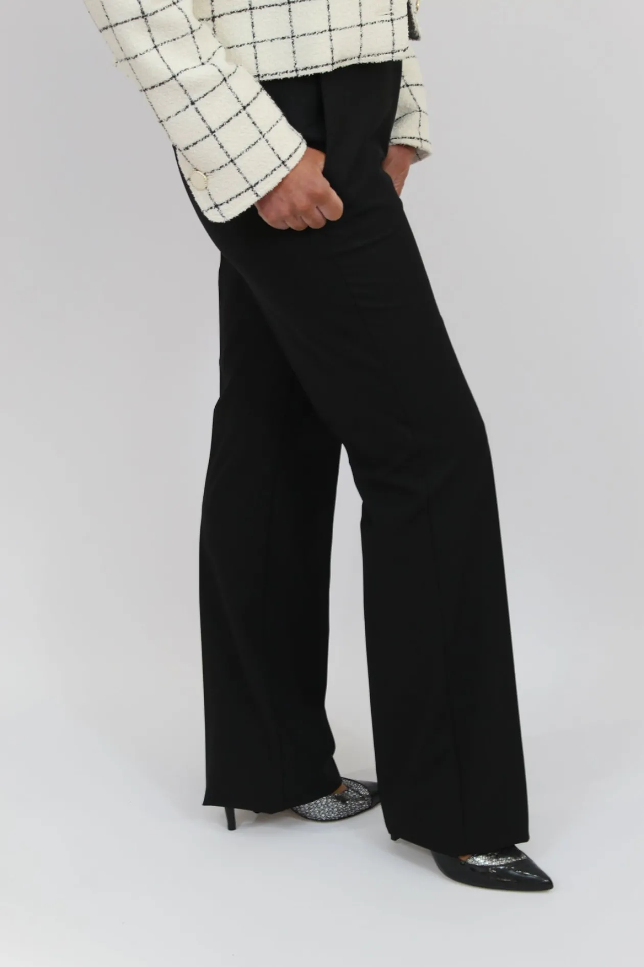 marella_black_flared_trou_1.webp MARELLA Black Flared Trousers