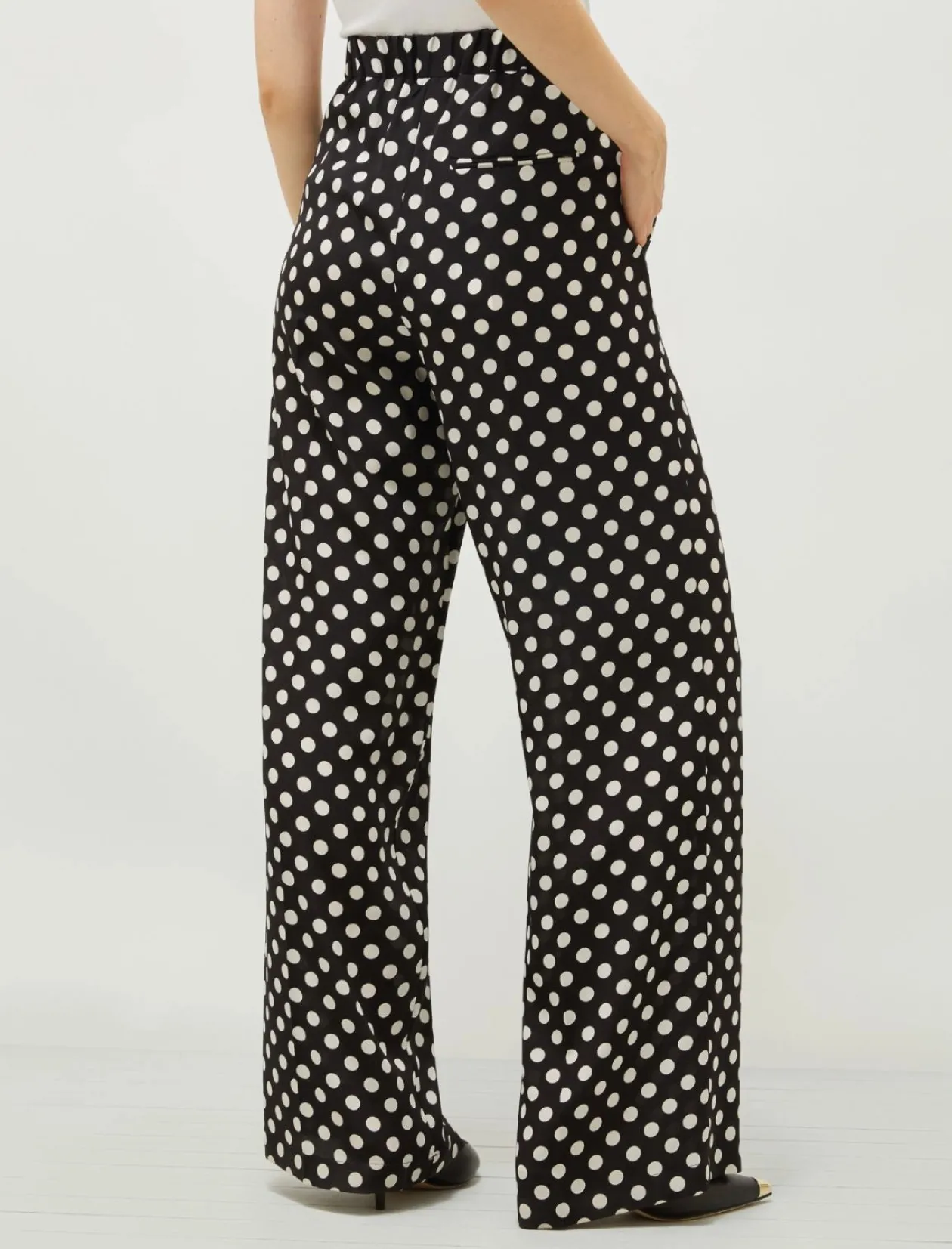 marella_black_silk_polka__3.webp MARELLA Black Silk Polka Dot Trousers