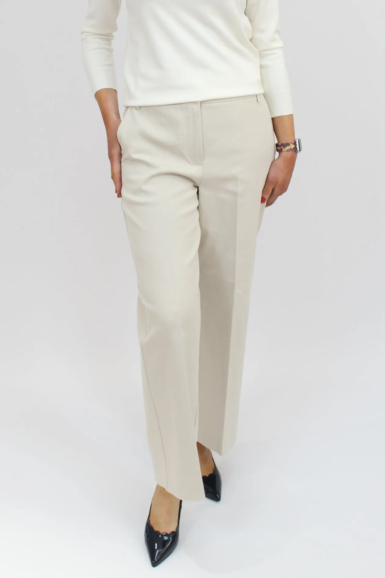 marella_cream_straight_tr_0.webp MARELLA Cream Straight Trousers