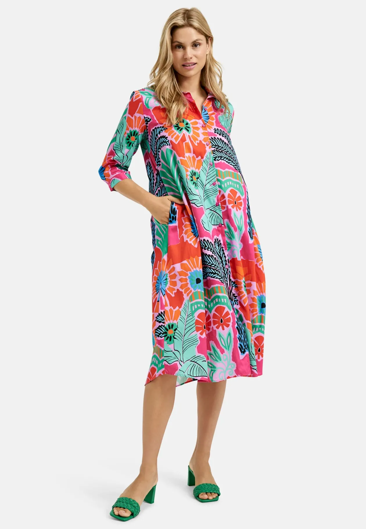 milano_multicolour_mididr_0.webp MILANO Multi-colour Midi-Dress