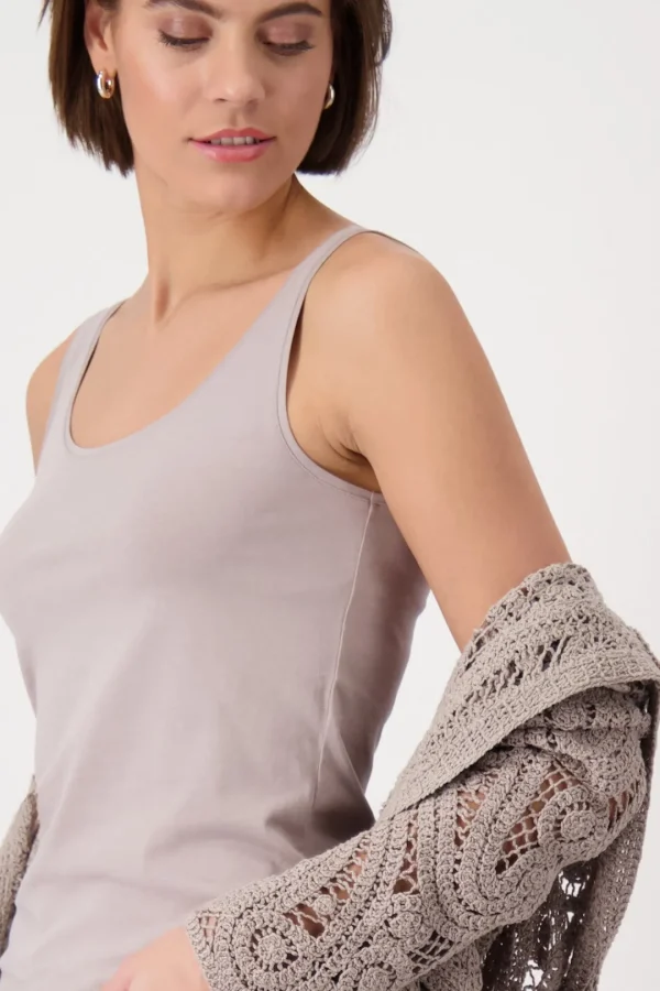 MONARI Pearl Top