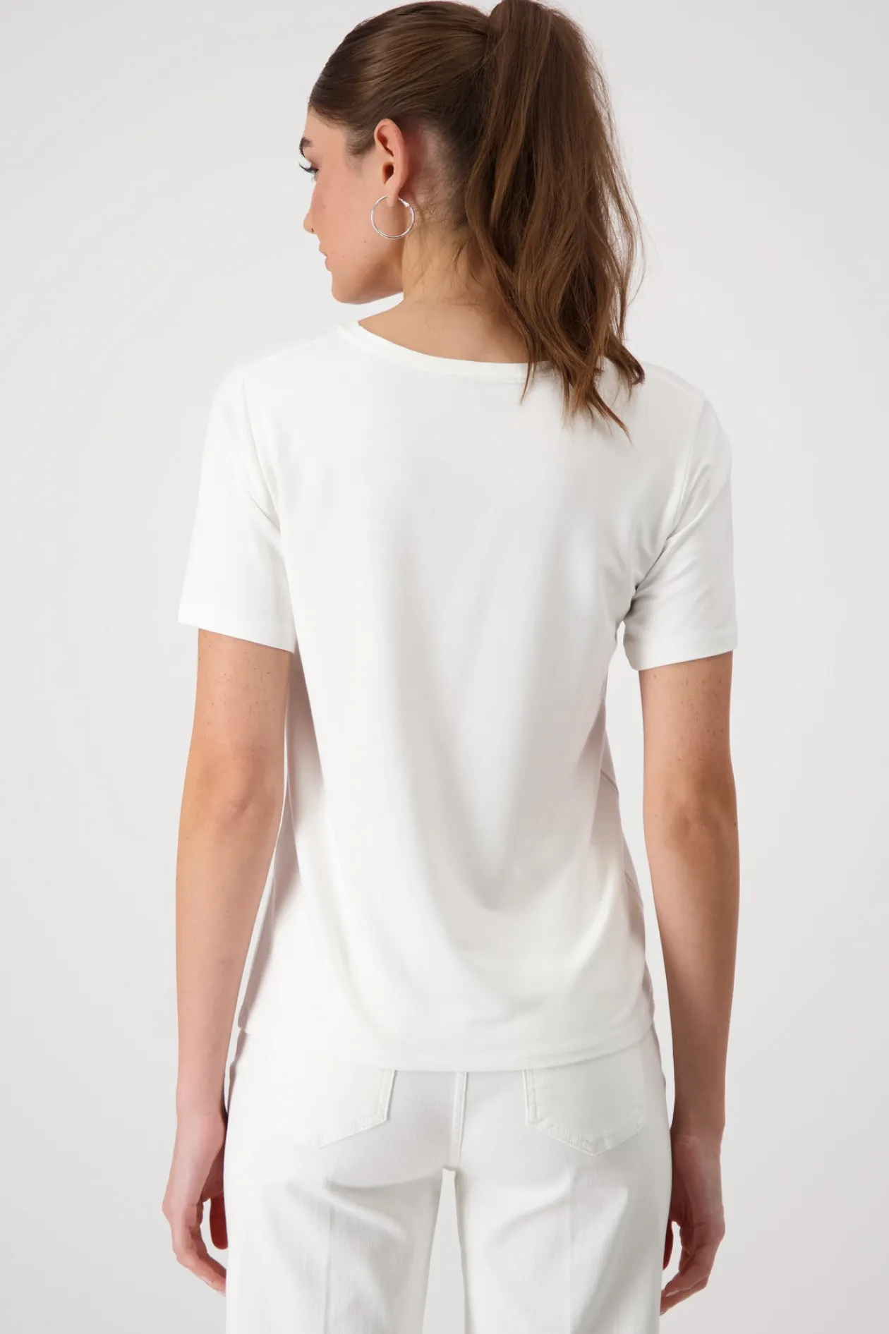 monari_white_tshirt_with__5-1.webp MONARI White T-shirt With Design