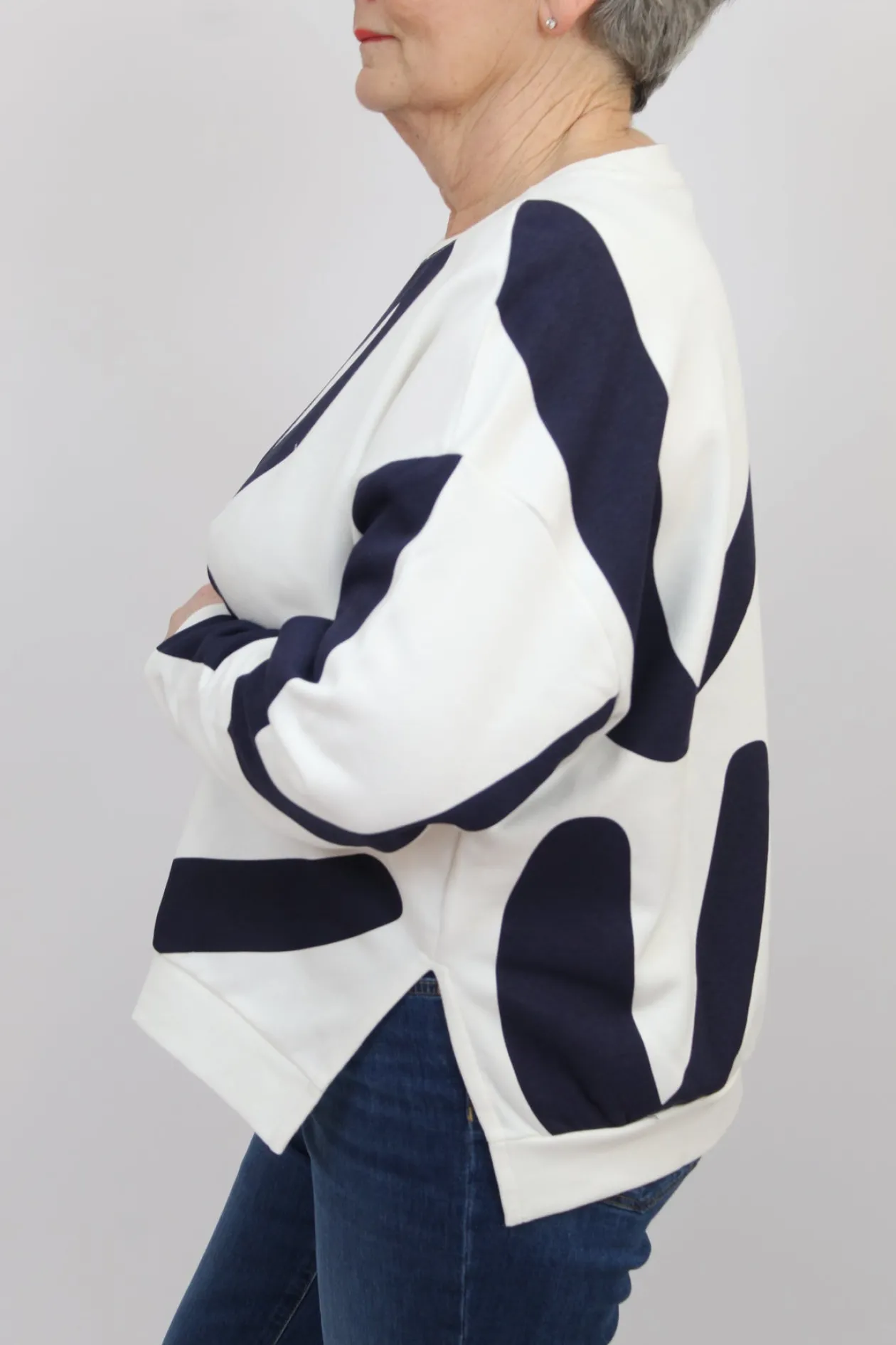 smith_amp_soul_navy_love__1.webp SMITH & SOUL Navy Love Sweater
